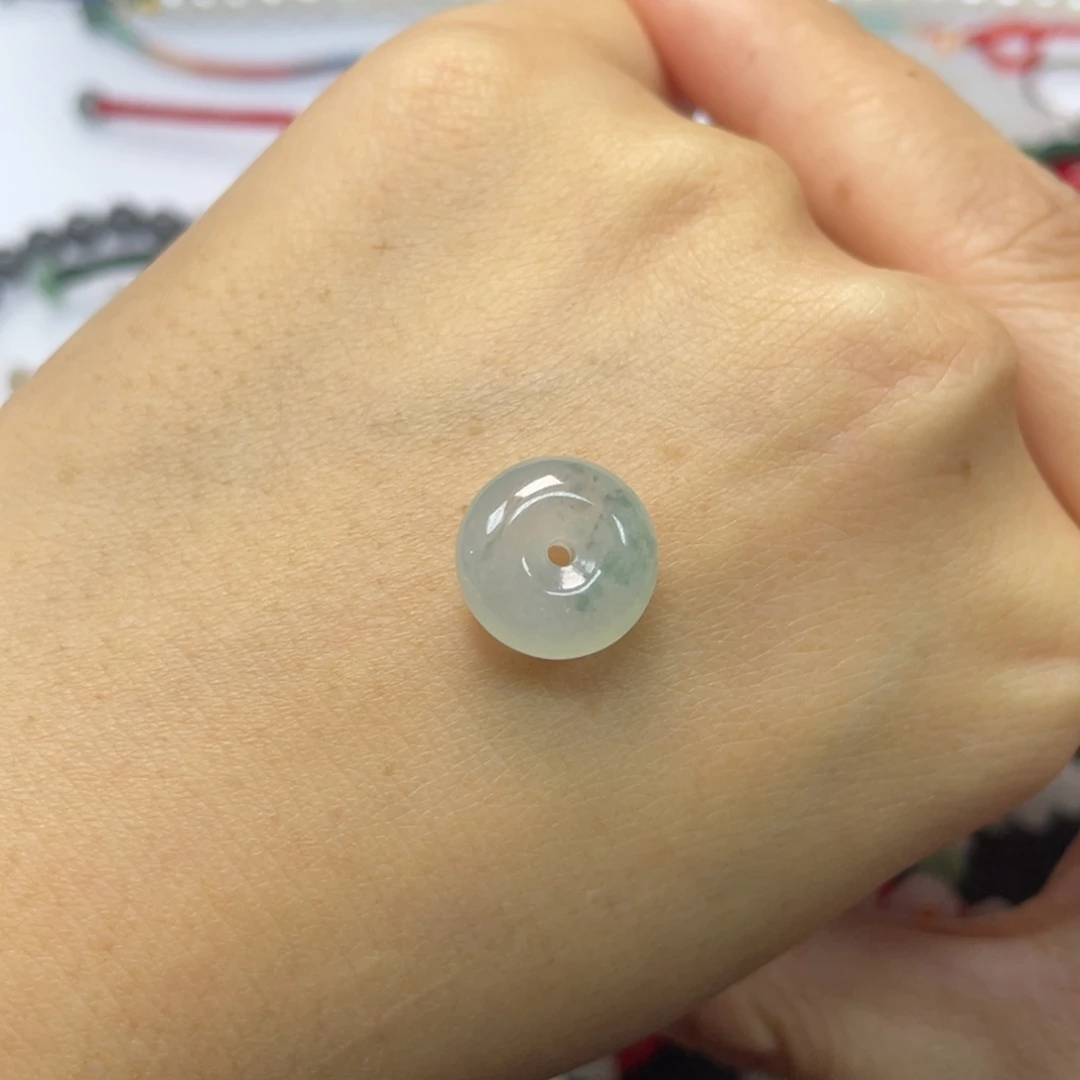 差****翡翠未镶嵌手绳79999999