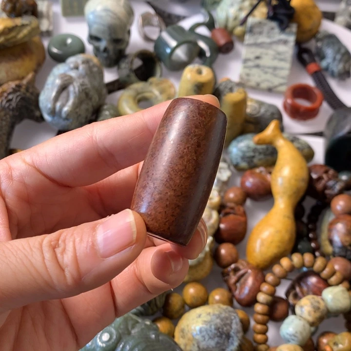 岫岩河磨玉（透闪石质玉）未镶嵌笔搁