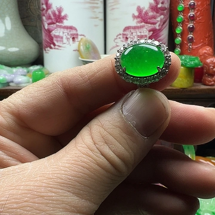 翡翠未镶嵌颈饰新号开播，全场福利