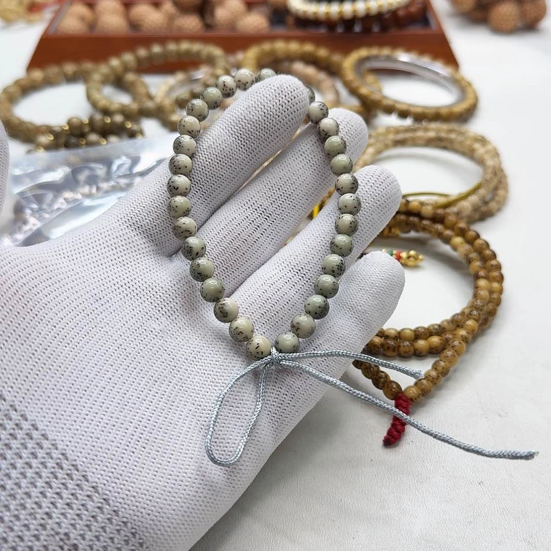 星月菩提吊坠14创世糯冰石玉河豚7左右圆手持