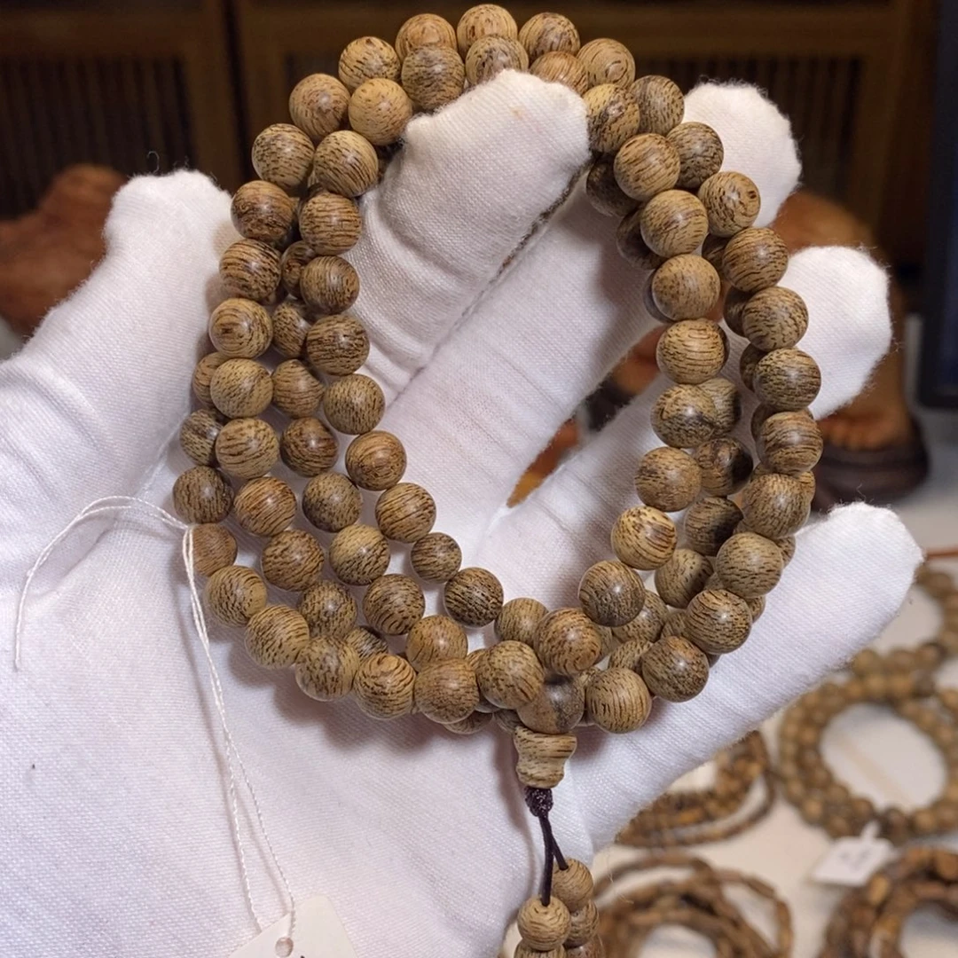 沉香手串文莱 07多 18克