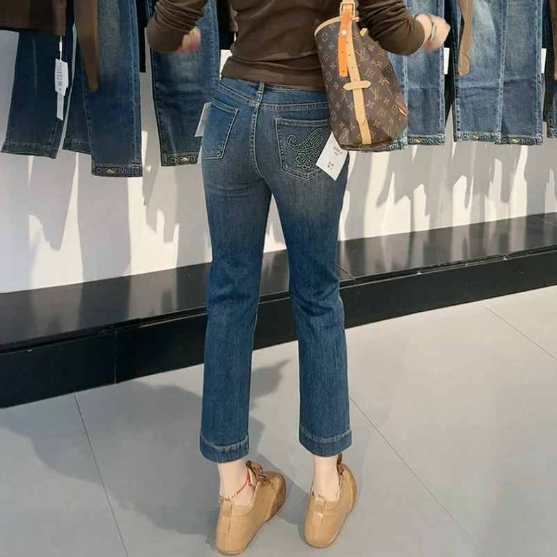 大码百搭复古显瘦直筒牛仔裤女2025秋季新款高腰显瘦九分烟管裤子