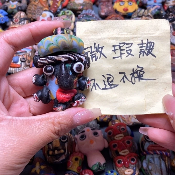 玻璃颈饰印度尼西亚微瑕no退换