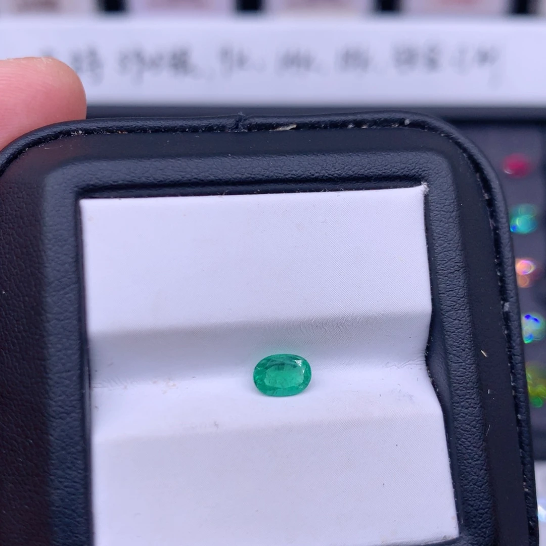 祖母绿裸石0.44克拉