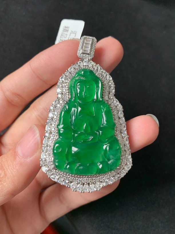 自然光天然翡翠S925银镶嵌冰阳绿色观音毛衣链大吊坠尺寸62*35*13