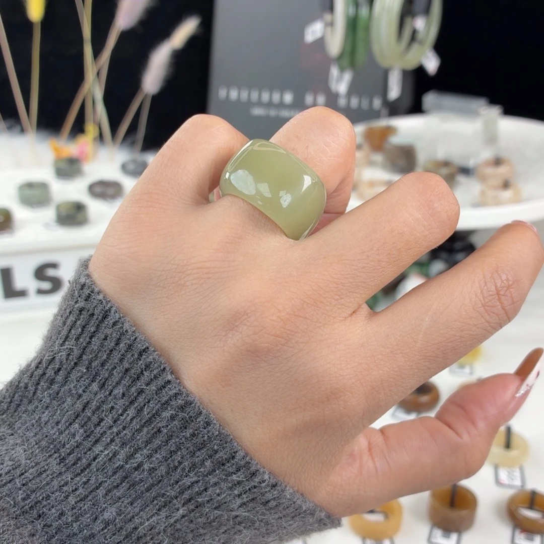 和田玉未镶嵌戒指i28青提胖方圆16.4不退换