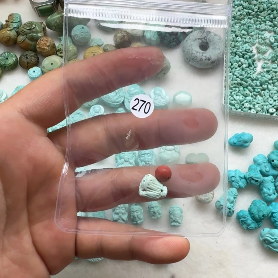 只***玩南红玛瑙未镶嵌珠宝奇石