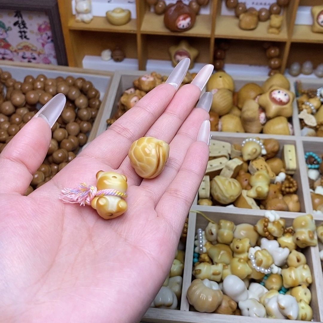 吊坠猴头核桃小熊富甲