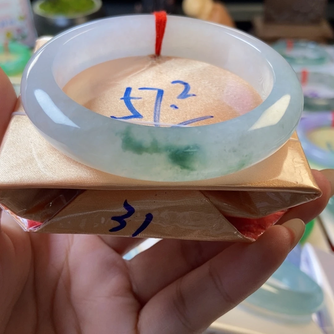 翡翠未镶嵌手镯42白冰透飘花