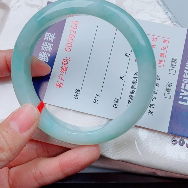 梦****翡翠未镶嵌手镯天然A货翡翠手镯