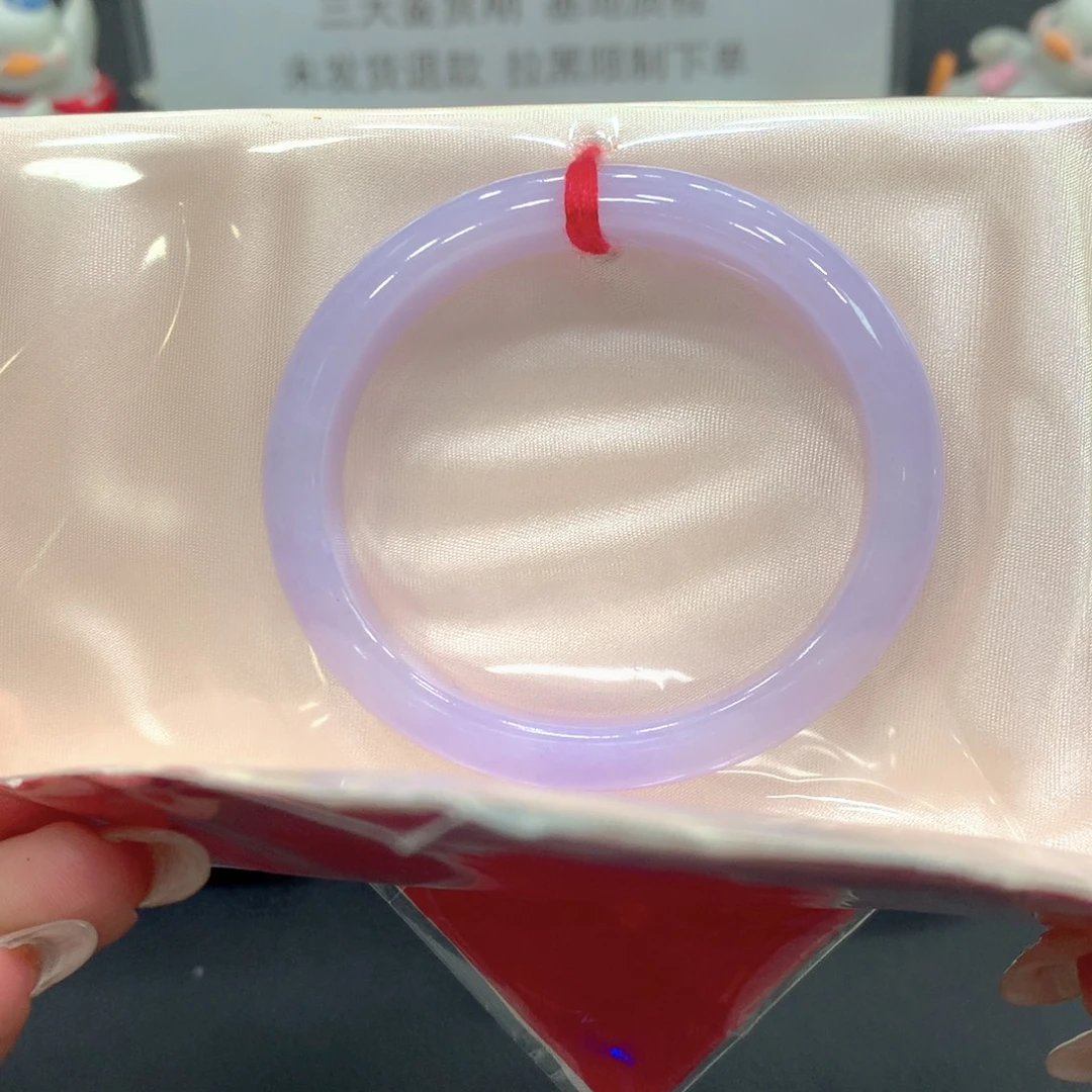 翡翠未镶嵌手镯54贵妃