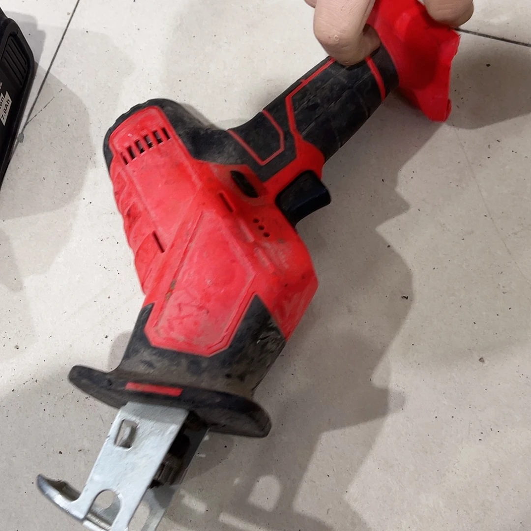 来咯哭死了了秃009