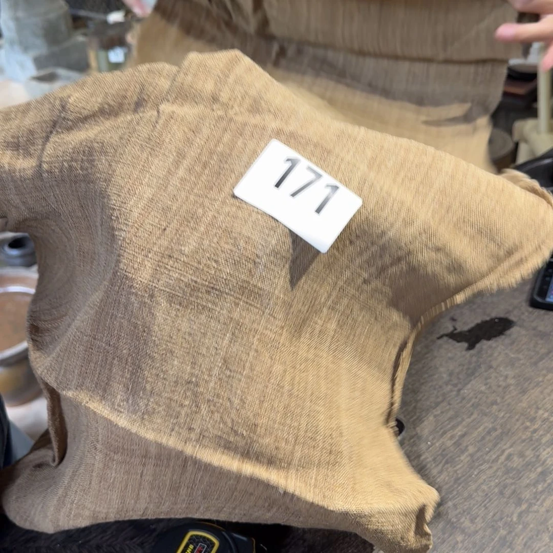 刘***馨罐静界茶空间老物件171