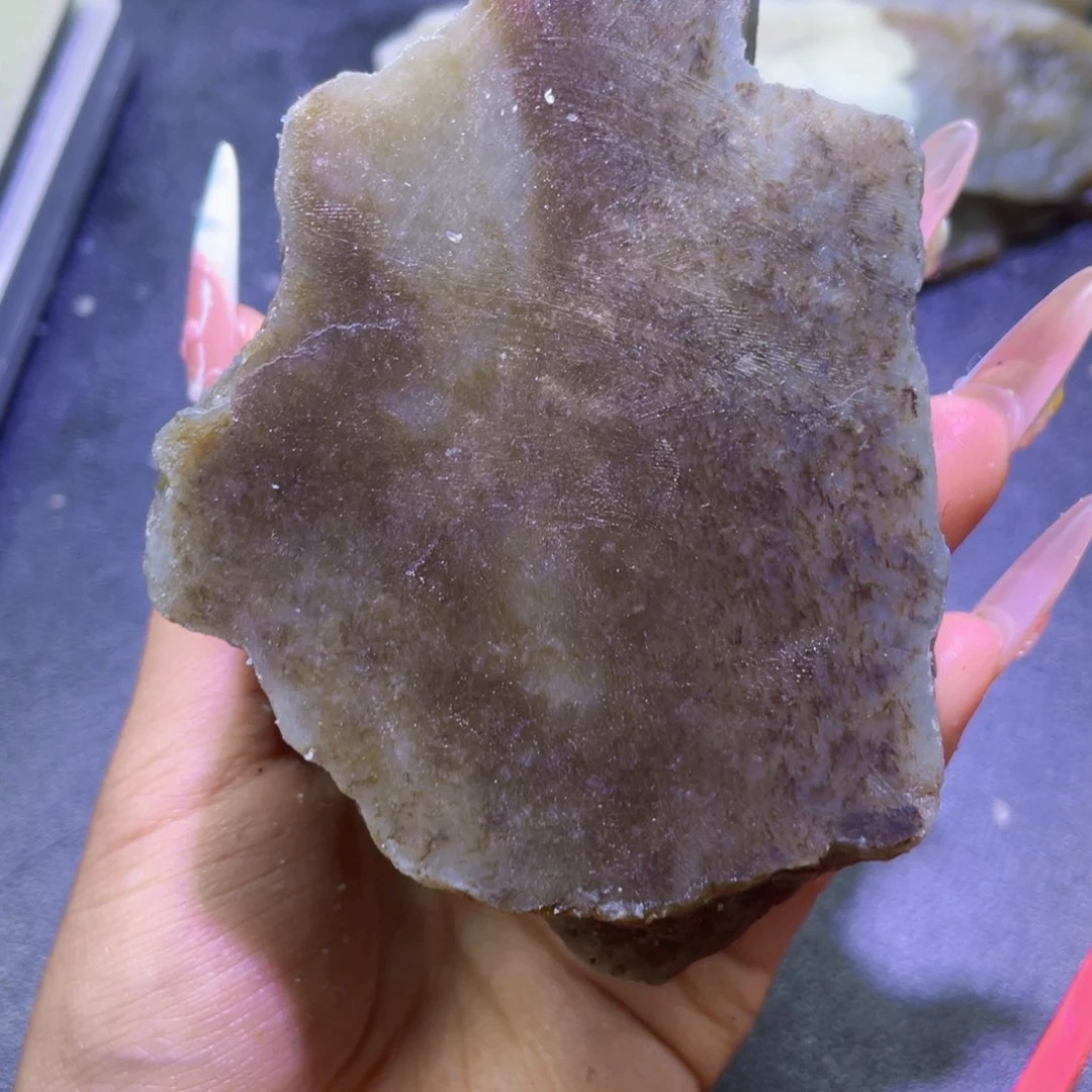 未镶嵌和田玉（糖玉）珠宝半成品