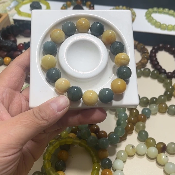 蛇纹石玉未镶嵌手链卡14微瑕