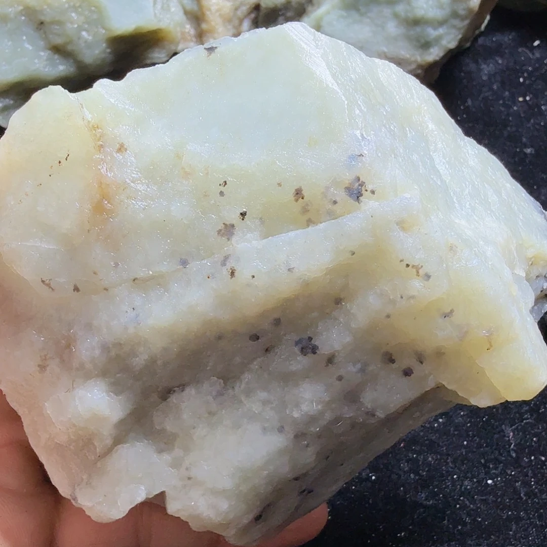 和田玉（糖玉）未镶嵌珠宝半成品
