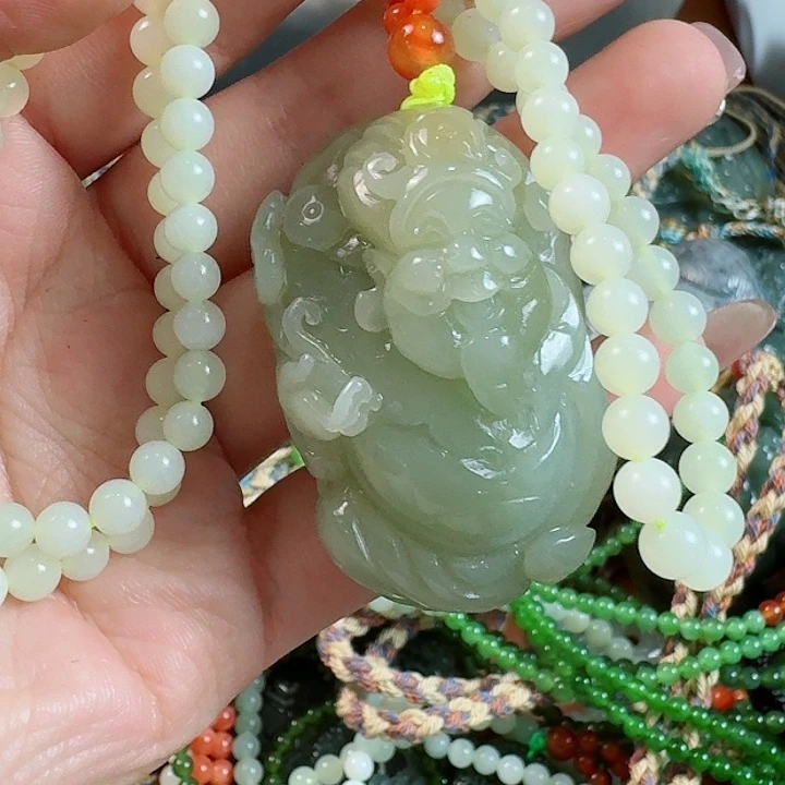 和田玉挂件未镶嵌