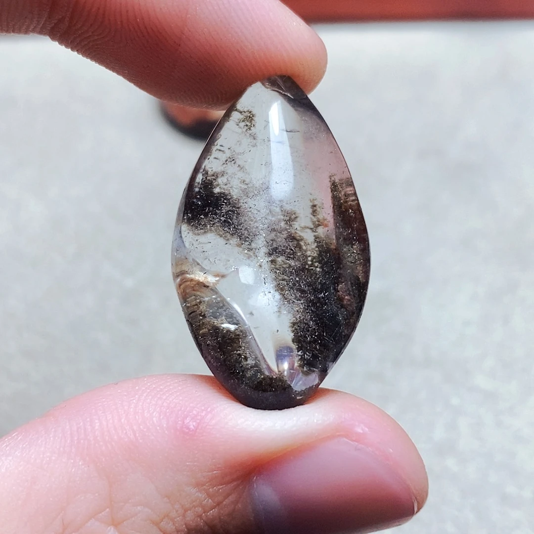 水晶颈饰未镶嵌民*