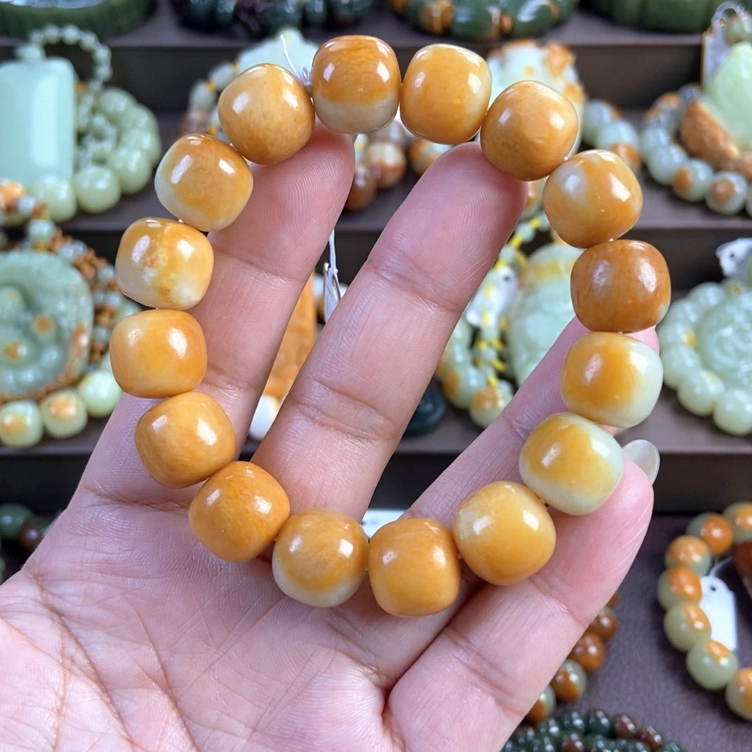 透闪石质玉未镶嵌手串