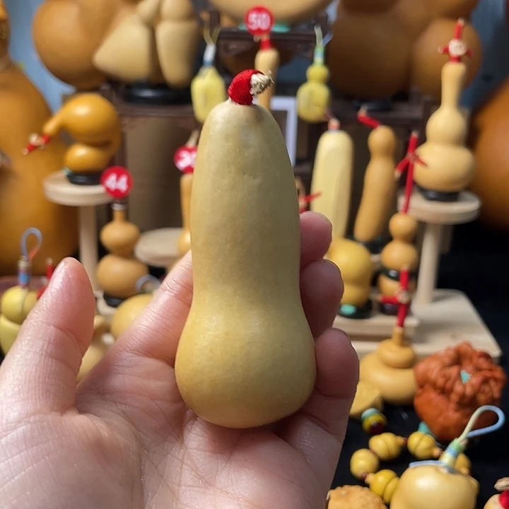 牧***心葫芦葫芦吊坠尺寸约为人民币