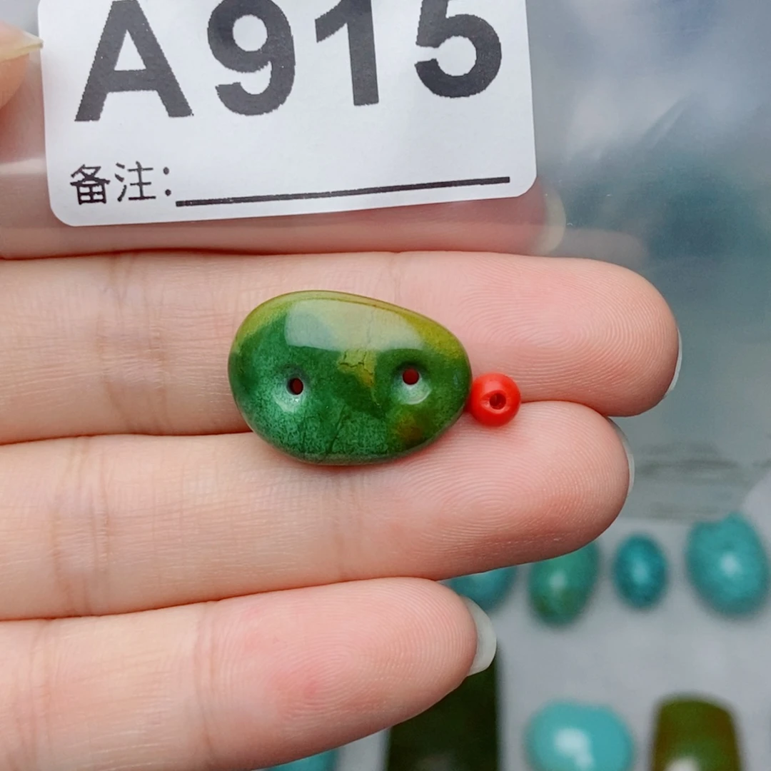未镶嵌绿松石珠宝奇石