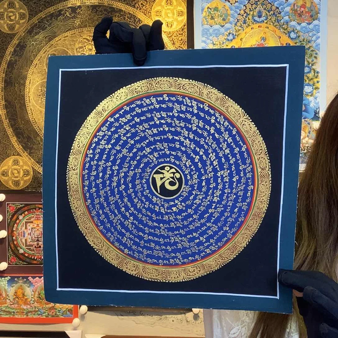 卷轴画纯手绘唐卡六字真言30厘米左右