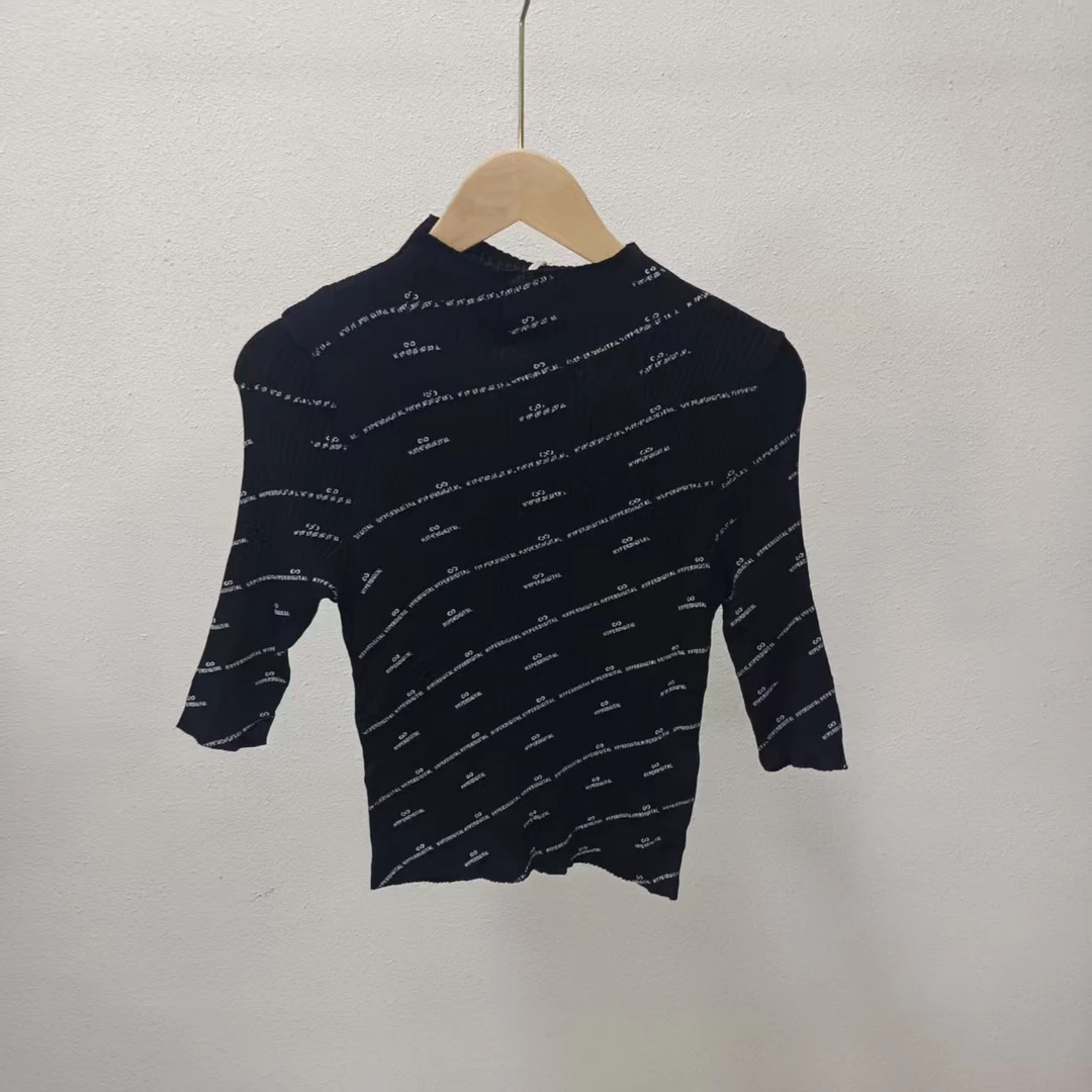 唯琳剪标   8仓A0-6-3973款   U家黑色打底字母上衣