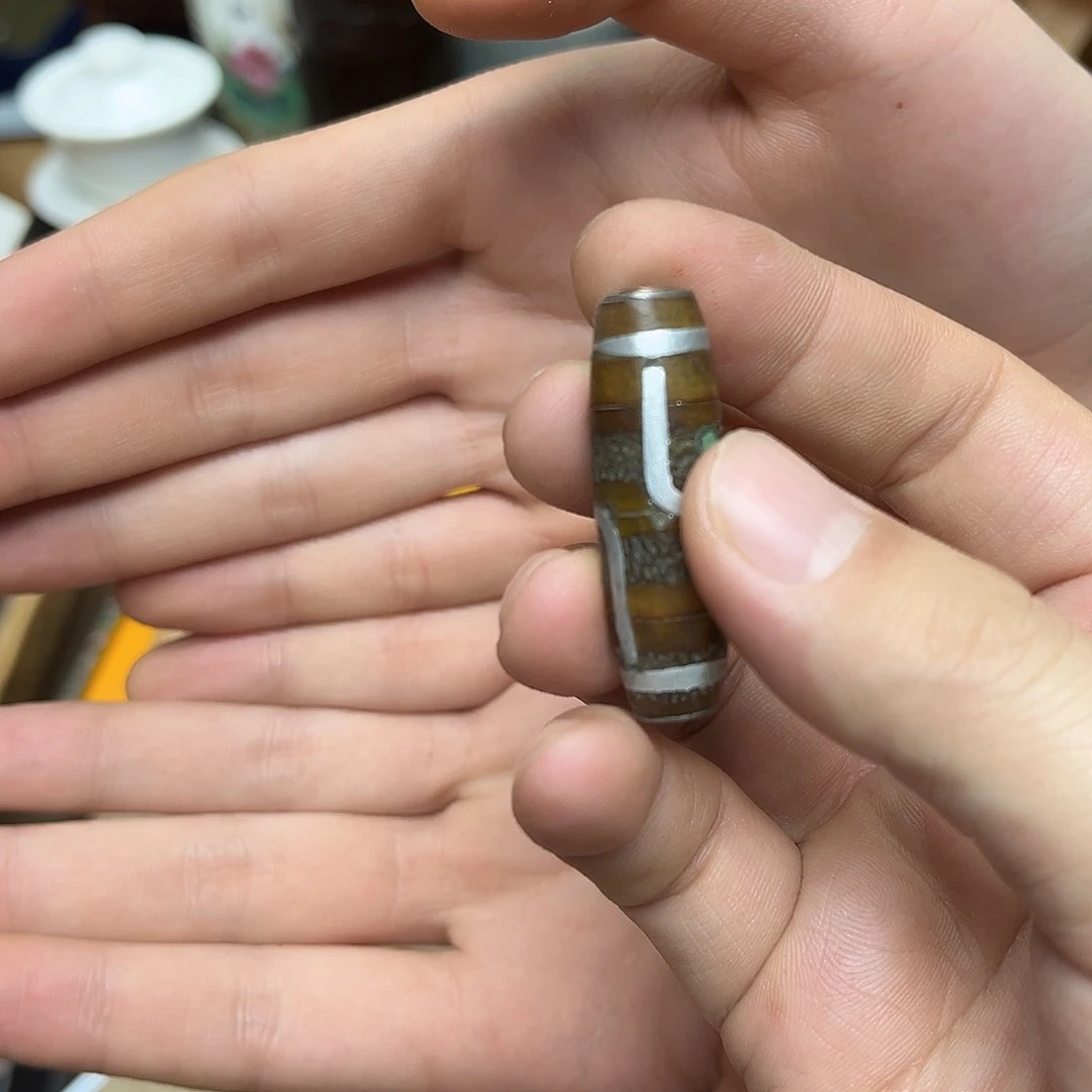 大叶紫檀（黑酸枝木类）