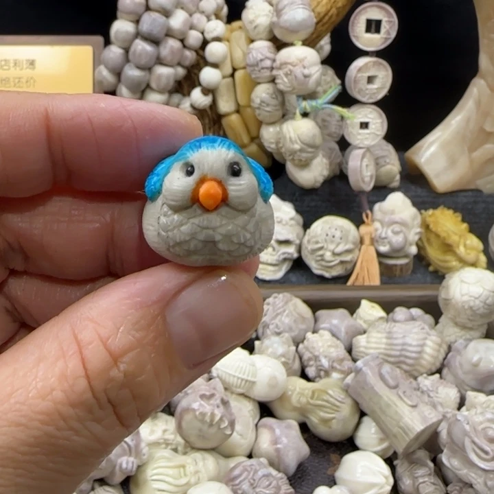 非金属配饰鹿角雕刻小鸟