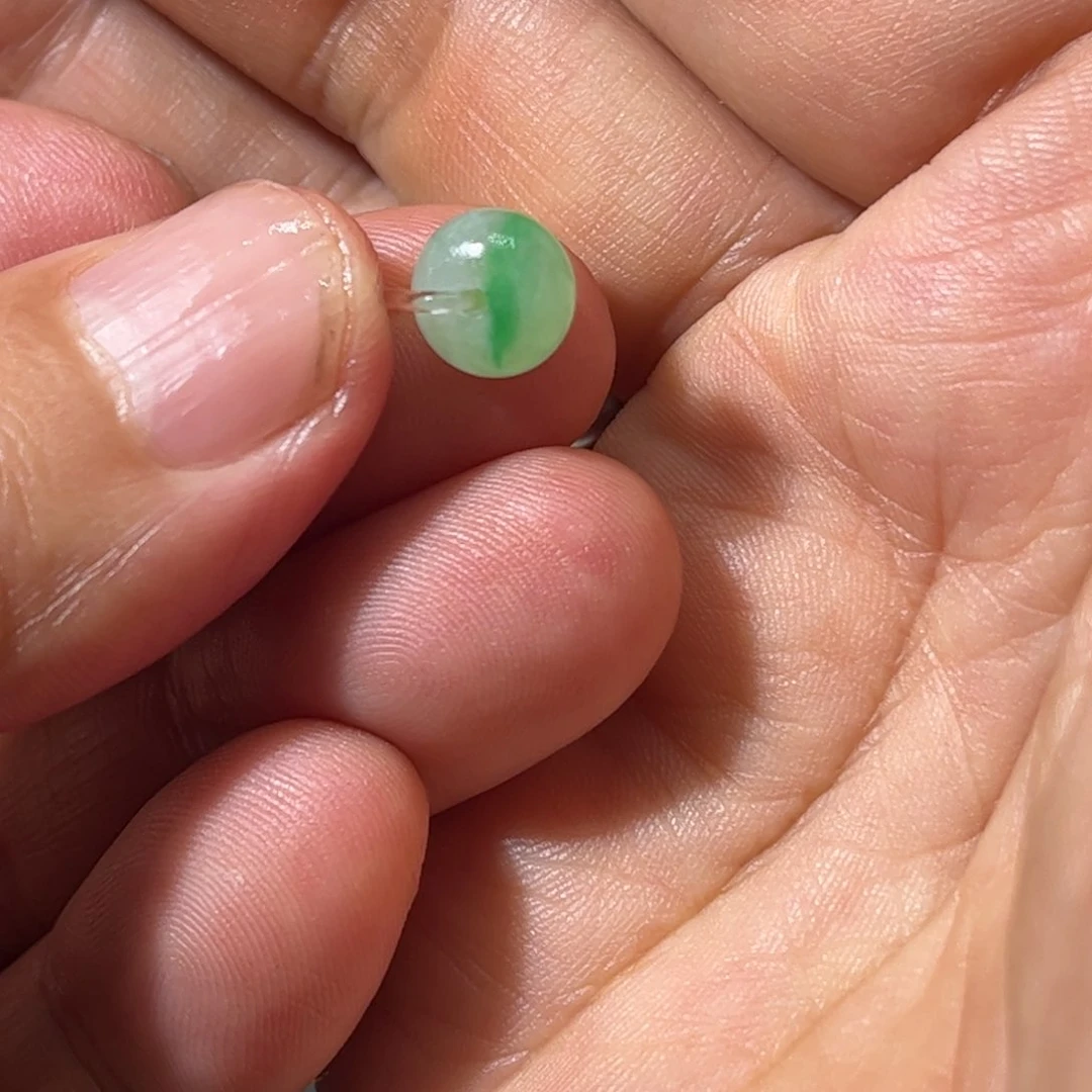 未镶嵌定制翡翠鼓珠