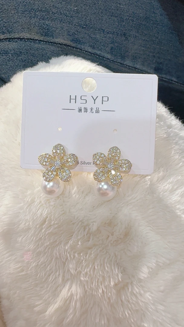 铜合金仿珍珠耳饰 925银针春夏花朵带钻带珍珠，绝绝子网红轻奢
