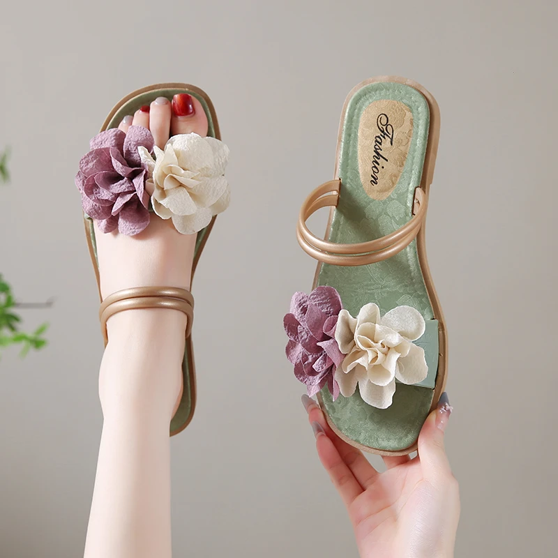 拖鞋女款外穿坡跟薄款平底轻便一字拖法式凉鞋百搭沙滩鞋居家夏季