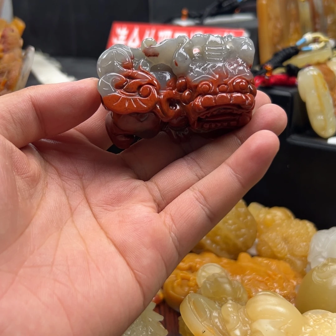 石英质玉（黄龙玉）未镶嵌多样性发货，发其一