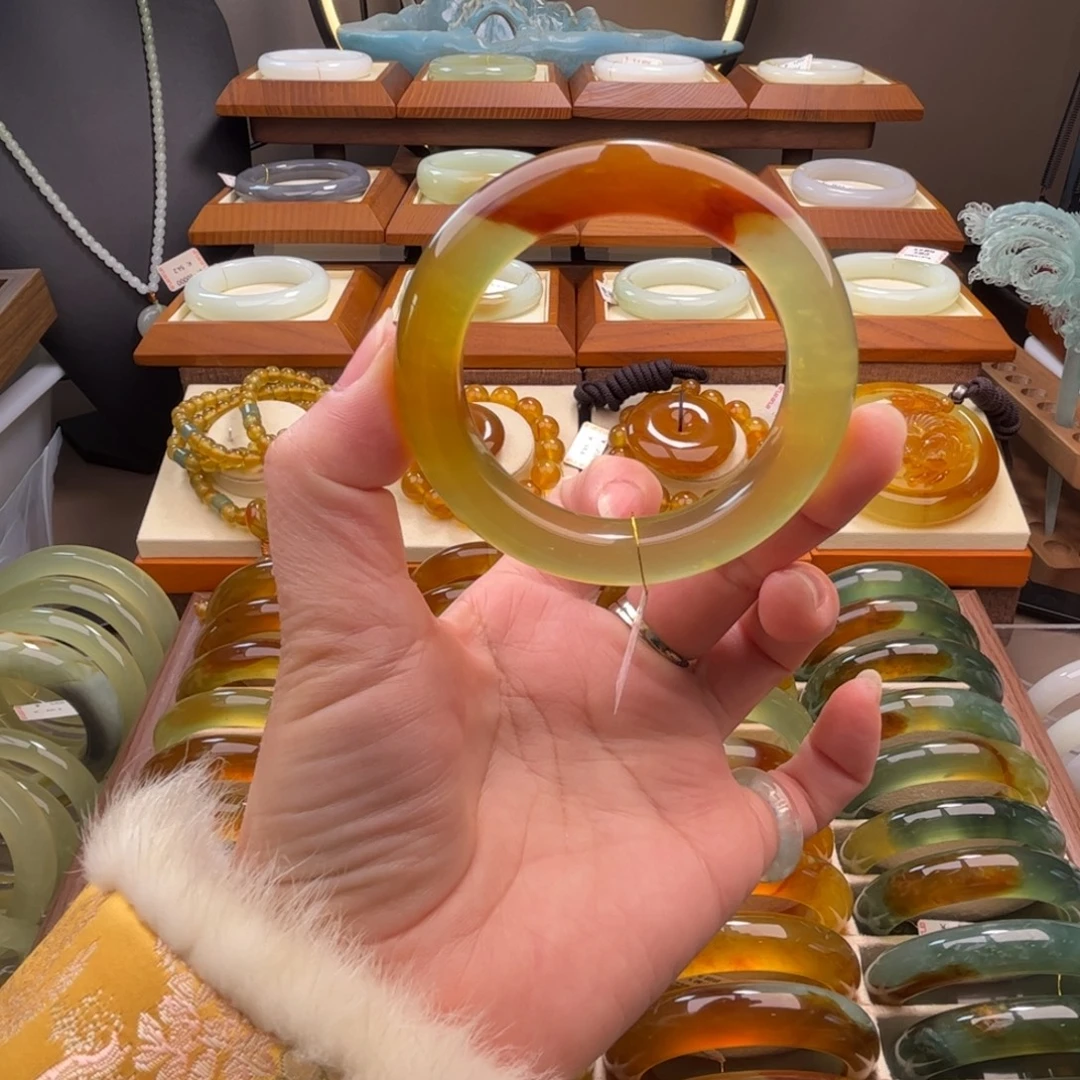 蛇纹石玉未镶嵌手镯54