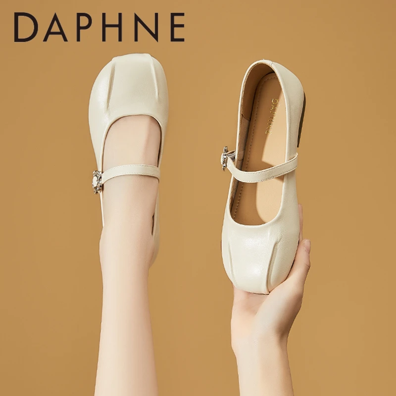 达芙妮鞋子女款爆款2025新款百搭平底不累脚软底复古粗跟玛丽珍鞋