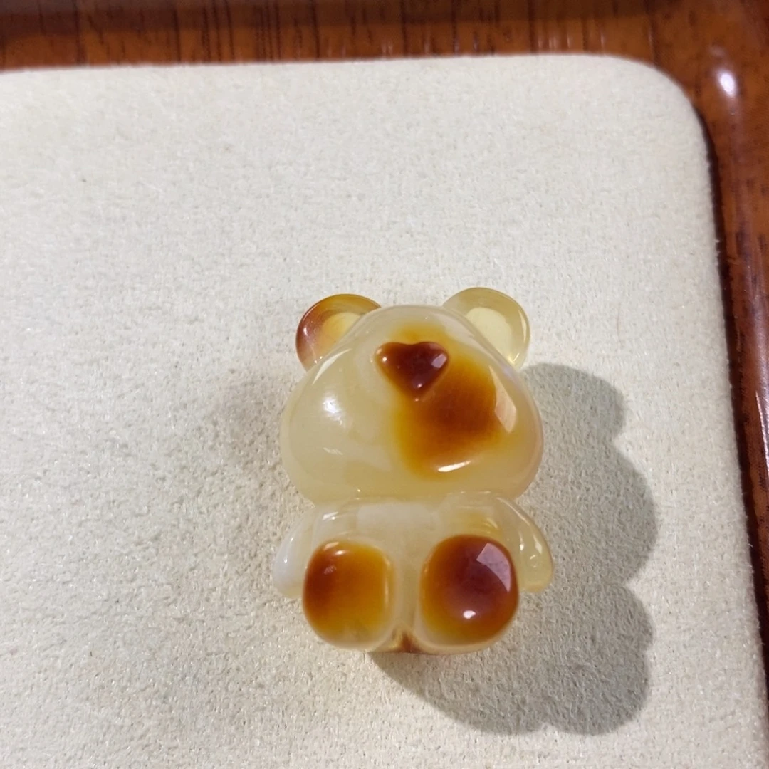 裸石蜜蜡未镶嵌小熊