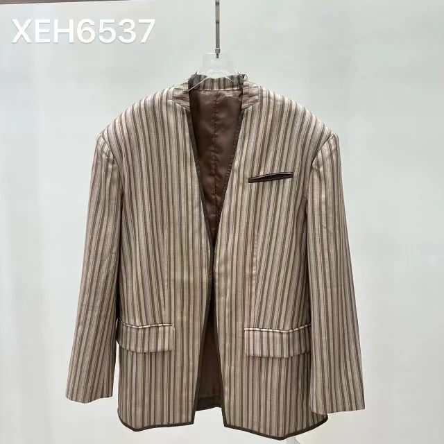 6537秋冬新款复古竖条纹V领通勤英伦风西装外套He