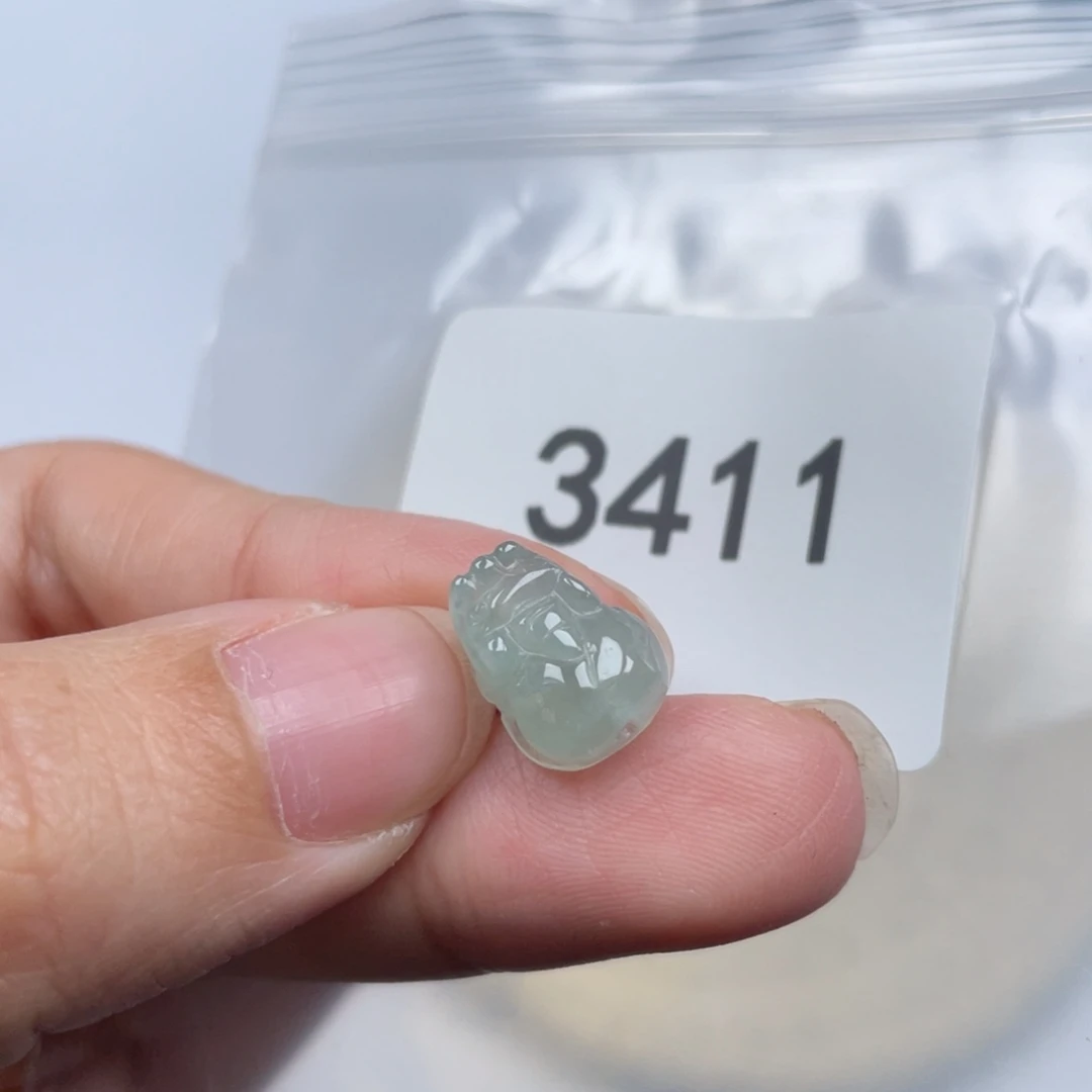 翡翠未镶嵌颈饰天然A货缅甸翡翠