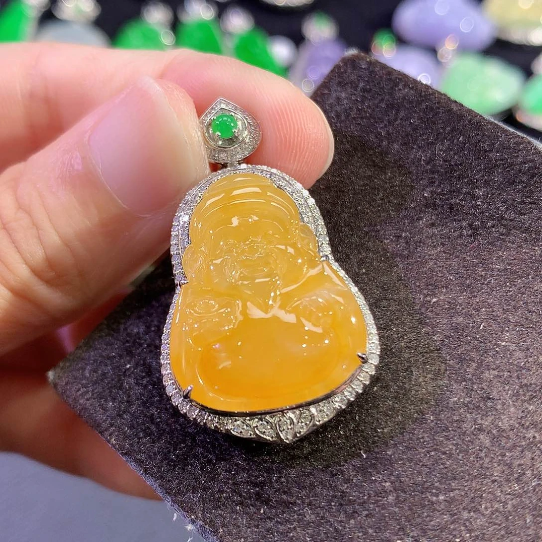 翡翠18K金镶嵌吊坠(赠链)