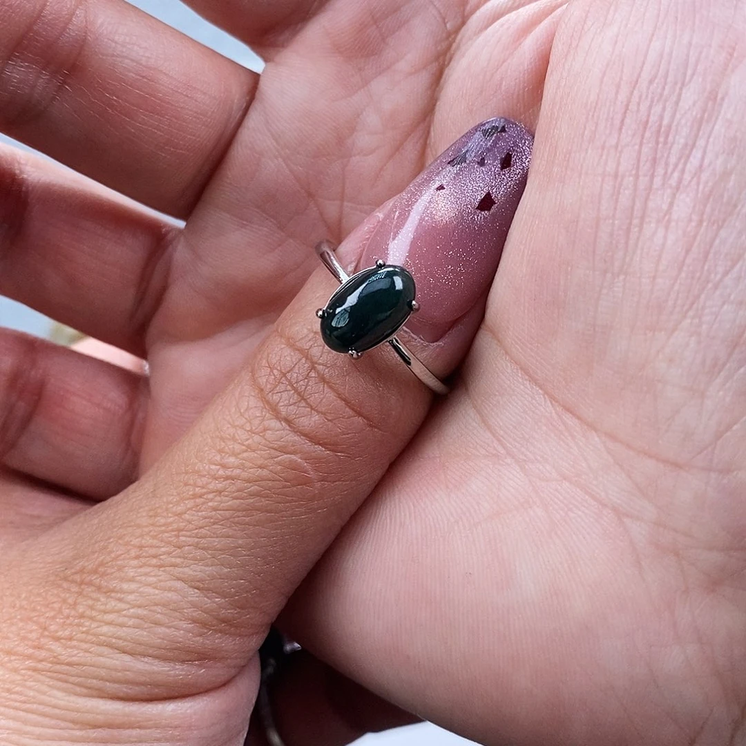 性***螂翡翠未镶嵌戒指缅甸