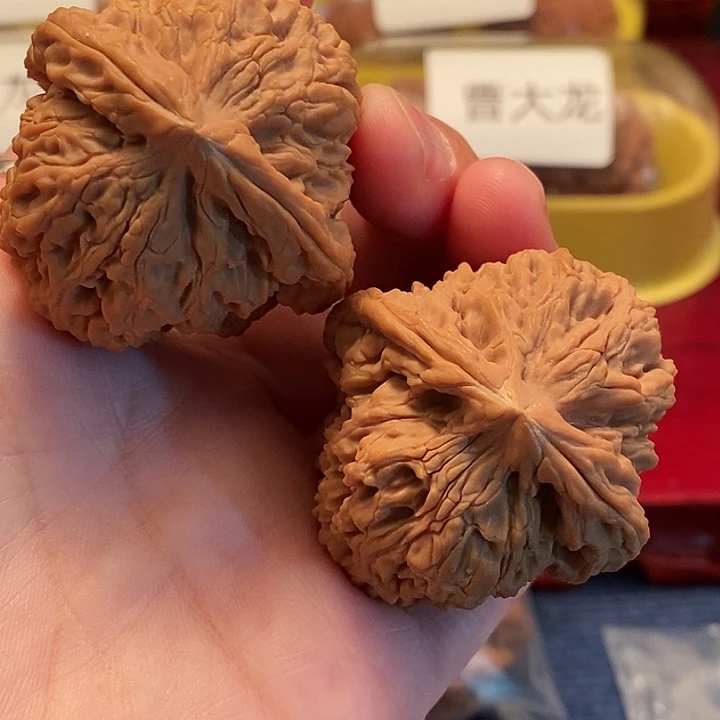 【闪购商品】文玩核桃吊坠愚*福南疆