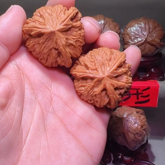把件文玩核桃@*顶级球奔御龙筋