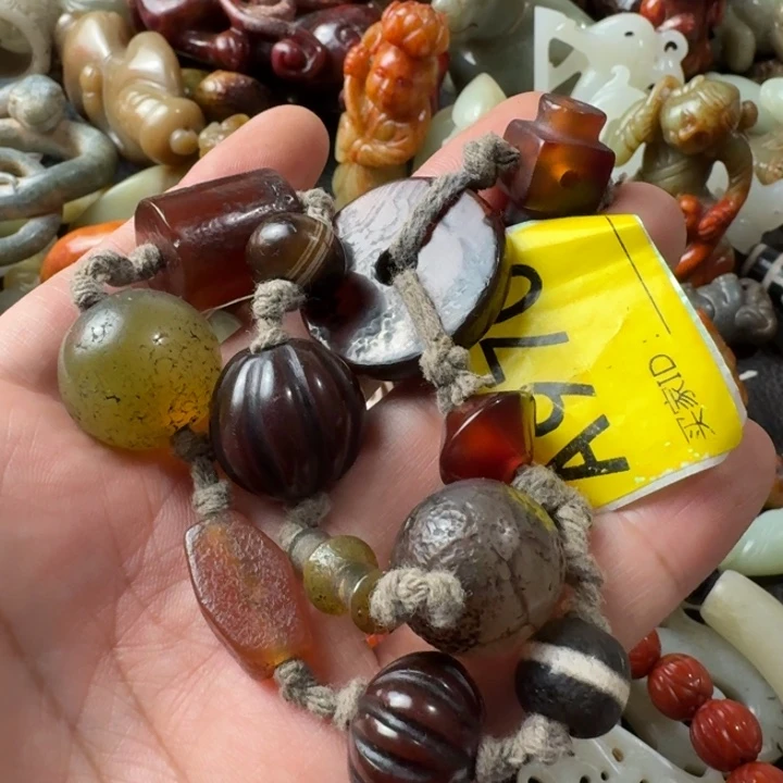 玛瑙/玉髓颈饰未镶嵌