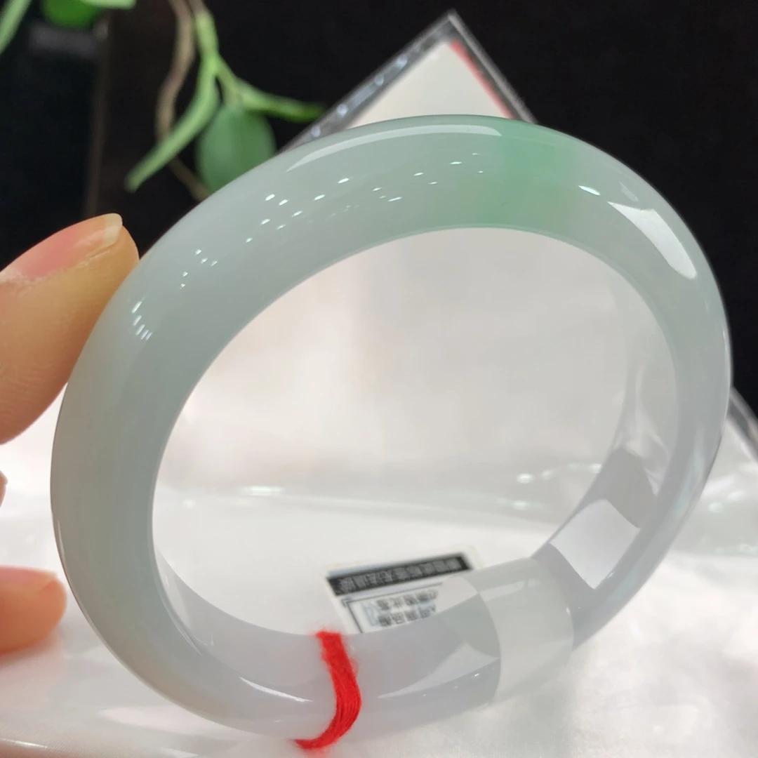 翡翠手镯未镶嵌111-0651