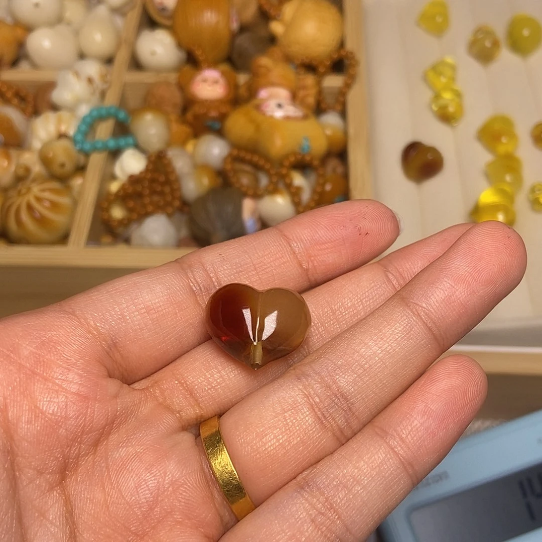 小***缺猴头核桃吊坠爱心蜜