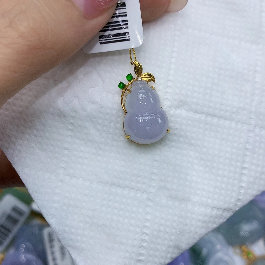 翡翠18K金镶嵌颈饰1111111