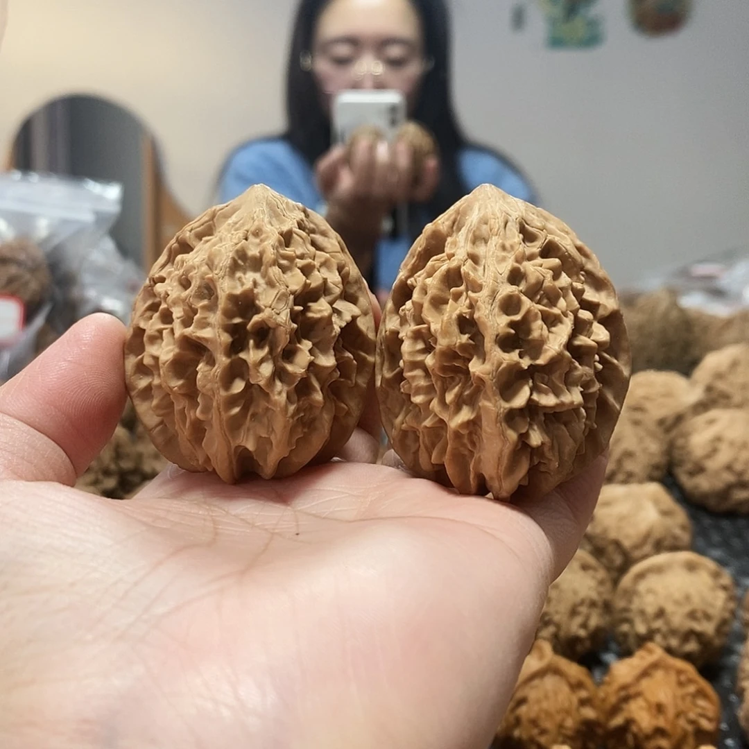 吊坠桃核招财鼠42