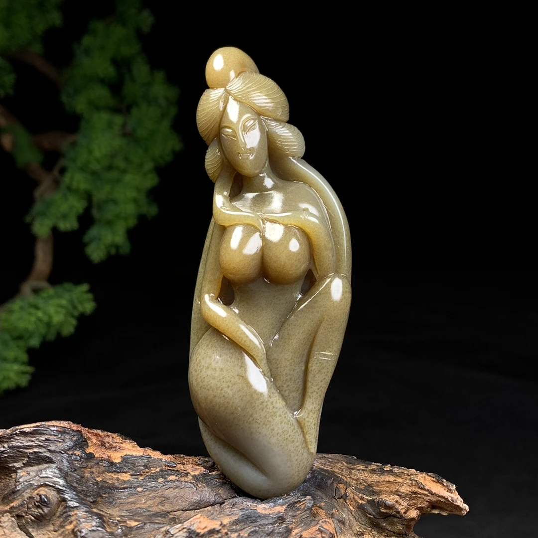 天然新疆和田玉遇贵人吊坠把件尺寸96*35*16重量63克