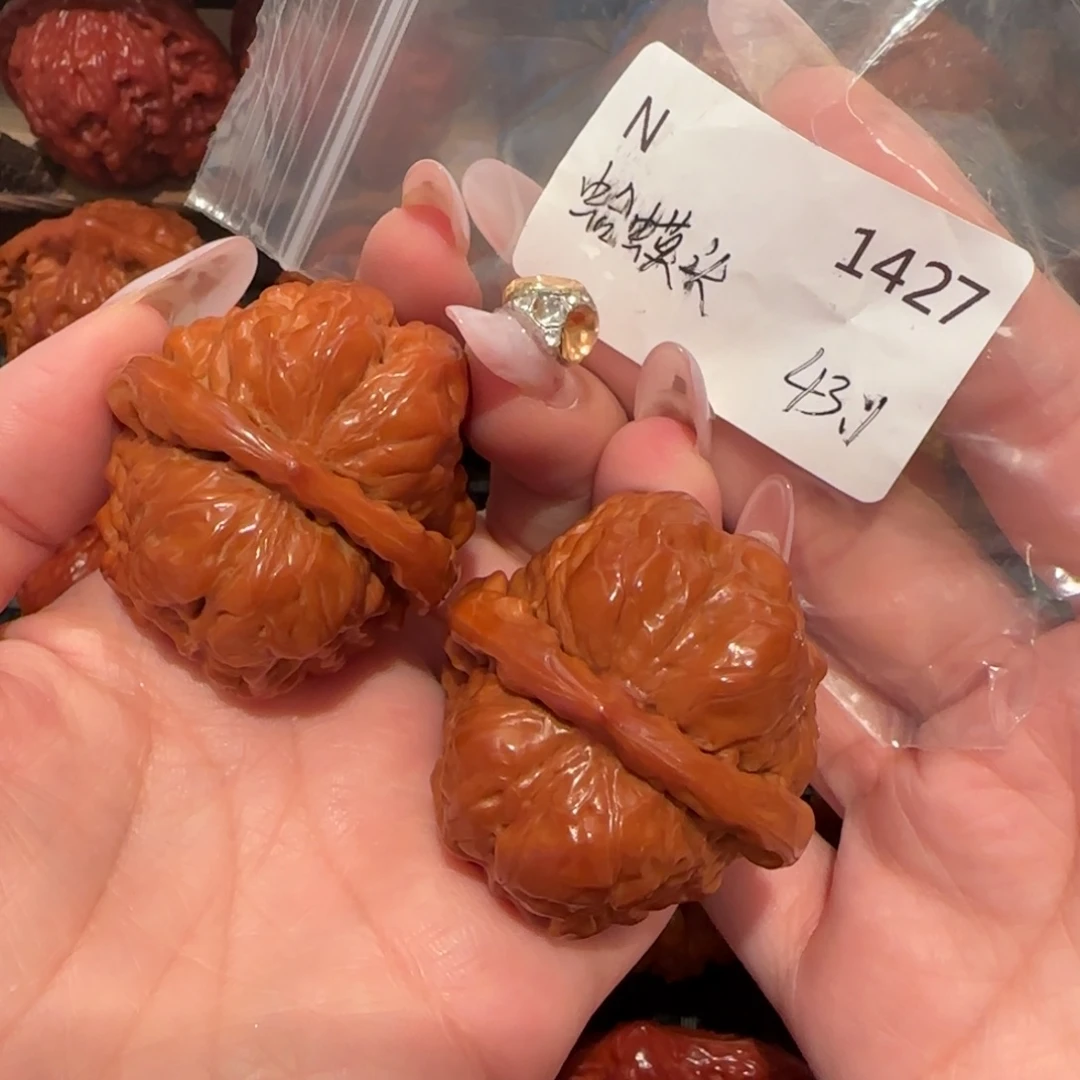 朝***维文玩核桃吊坠蛤蟆头43精品