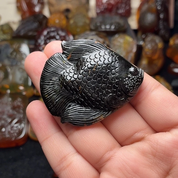 琥珀未镶嵌颈饰77